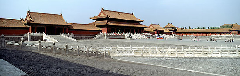 五月婷婷激情网＼夏日狂欢来袭，游戏平台掀起激情热潮，玩家好评如潮！-1