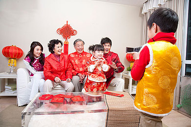 迪丽热巴被艹＼揭秘迪丽热巴演艺生涯：从配角蜕变主角，传递正能量，推动影视行业发展
