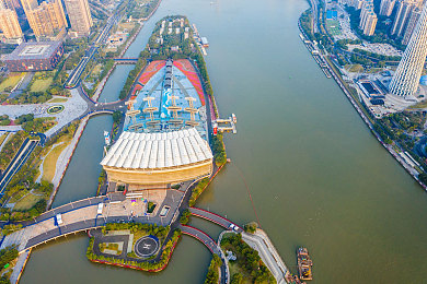 黄色下安装包＼应用市场惊现隐患：揭秘“黄色下”恶意安装包，用户隐私安全谁来守护？-2