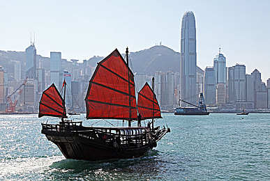 按摩师故意把我下面按大＼揭秘神奇手法，助你“下面”强健之旅-2