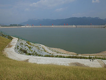 女教师好紧好爽公交车上＼温馨邂逅，公交情缘，心灵触碰