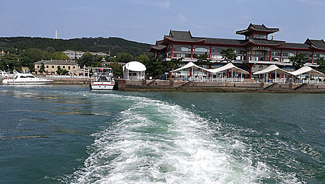 五色婷婷＼游戏色彩新纪元，五光十色绘梦幻世界