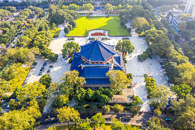 天美AV＼题材创新引热议，版权挑战下的游戏产业新篇章-3