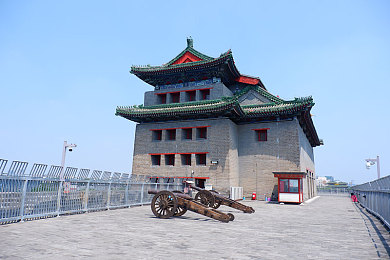 黄色游戏入口＼探索隐秘乐园：畅游游戏宝藏，揭秘乐趣与攻略