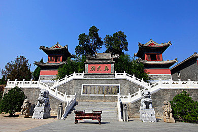 葫芦娃黄色APP＼“葫芦娃涉黄APP引爆舆论，监管严查网络乱象，守护清朗空间在行动”-3
