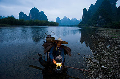 一级毛片按摩师＼震撼揭秘,顶尖按摩大师10秒止痛绝技,深层疗愈颠覆传统认知-3