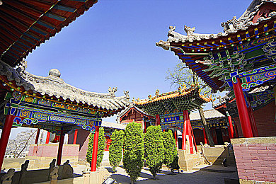 2023黄色下载＼“资源盛宴，视觉狂欢：揭秘2023热门下载天堂体验之旅”-2