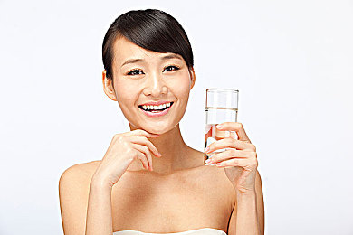 直到夏天结束上卷1-2＼夏日奇幻探险之旅：揭开神秘森林宝藏之谜-2