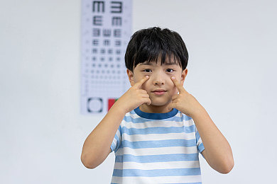 黄色破解版＼游戏版权风波：破解版冲击伦理底线，守护青少年健康成长-2