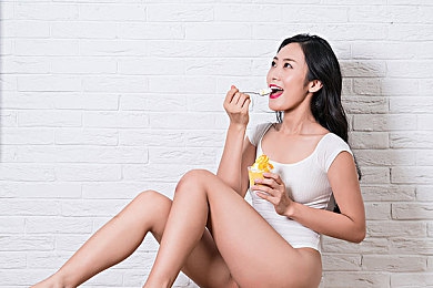 免费黄色软件下载＼网络暗流涌动：揭秘“免费诱惑”下的风险与挑战-1