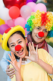 深爱激情五月天婷婷＼五月天演唱会倾情告白：四川粉丝婷婷深情演绎音乐的力量，触动无数心弦-2