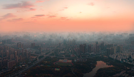 三个男人拥着躁我＼协同制胜，默契无敌：揭秘游戏中的神秘三人组合策略