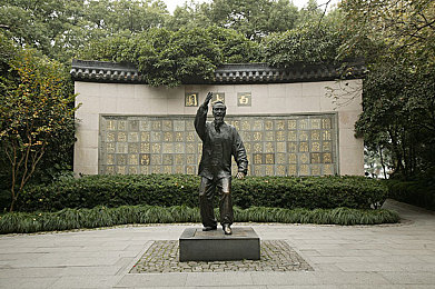 丰年经继拇中文2特色介绍＼奇幻探险，角色成长，社交互动：揭秘《丰年经继》新篇章-5