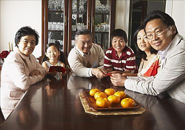 已婚少妇推油高潮偷露脸＼隐私守护者：揭秘网络道德防线-3