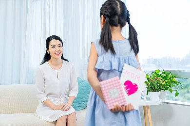 18岁禁止黄片＼“青春护航，网络净界：全方位监管助力青少年健康成长”-5